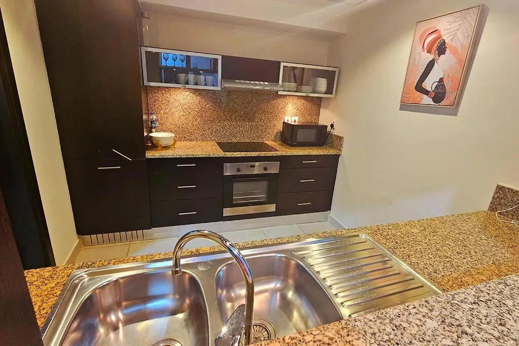 Marina View 1-Bedroom Apartment Dubai 0*,